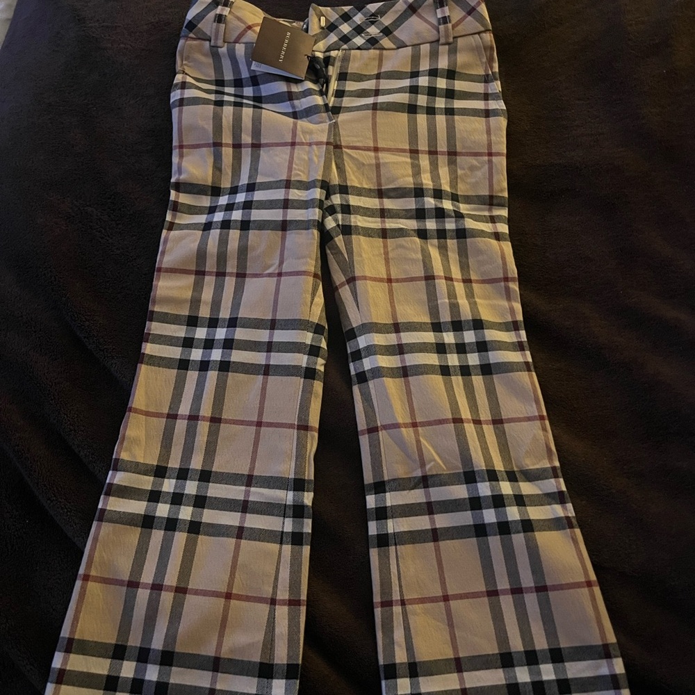 Burberry Cream and Black Casual Bottoms with Classic Plaid Design